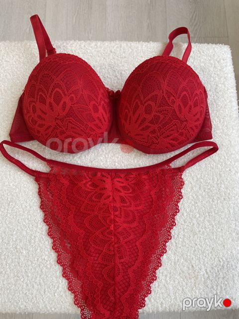 Büsthalter və tuman dəsti 2289648, qırmızı, poliamid/elastan, ölçü 90B — Bakı