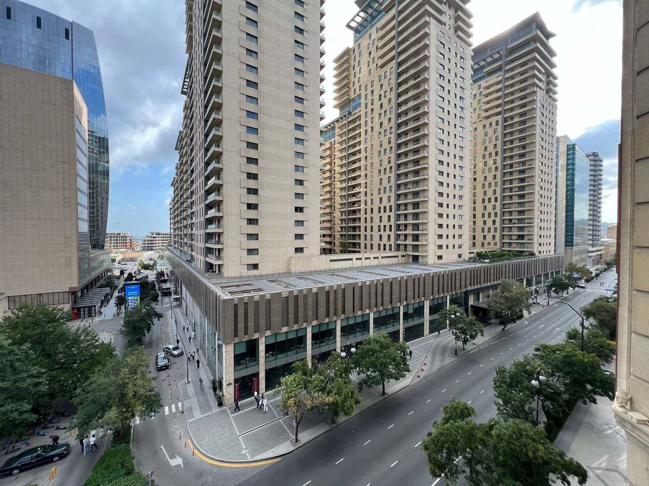 4 otaqlı mənzil 200 m² satılır — Mənzil, Bakı (3)