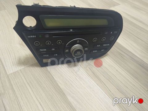 Salam.Honda insight 2011 üstən cixma orjinal maqnitafon satılır.çox — Bakı