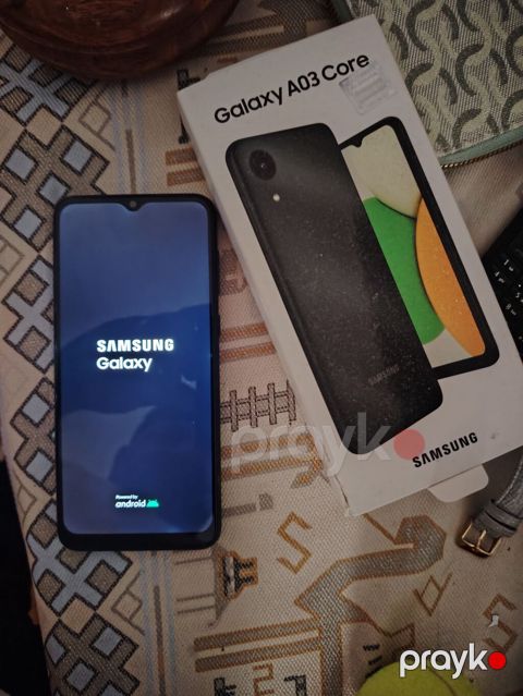 Samsung 32 GB, rəng - Qara, İki sim kartlı — Bakı