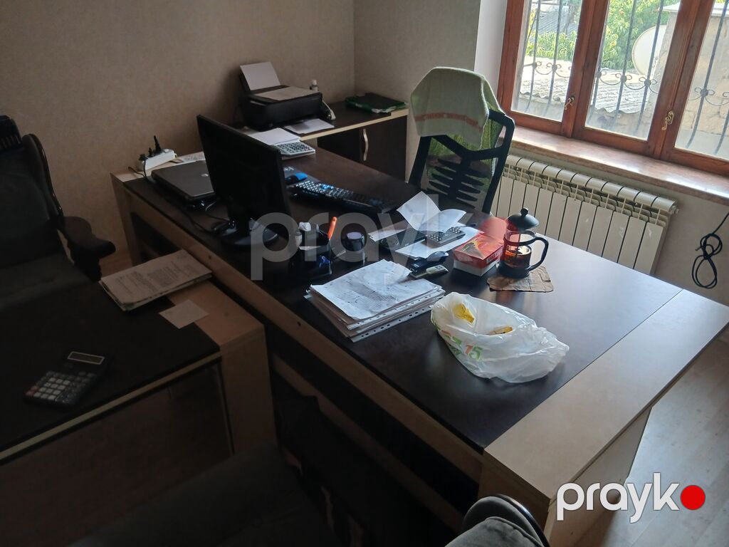 Ofis mebeli dəsti Tərkib: - Böyük L formalı iş masası: geniş iş — Ofis mebeli, Digah (2)