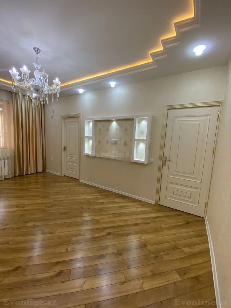 Satılır 3 otaqlı Mənzil Köhnə tikili 81 m² Bakı, Nəsimi r., Memar Əcəmi m — Bakı