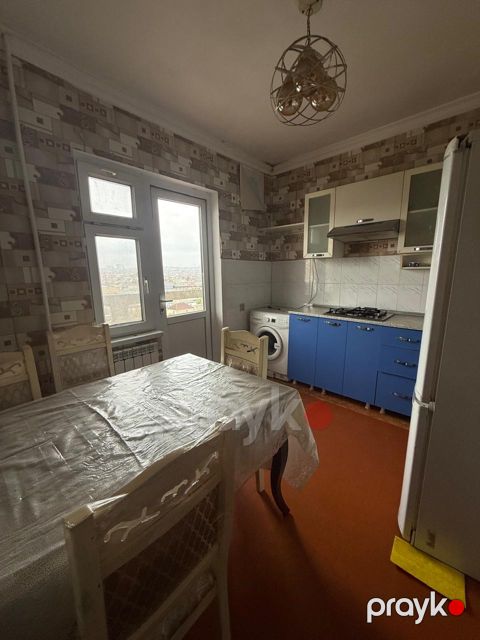 Satış: 3 otaqlı Köhnə tikili, 72 m², Binəqədi rayonu — Bakı