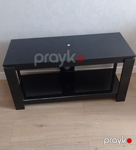 Tahirə xanım Tv stend yaxşı vəziyyətdə 55 man satilir. Hövsan — Mehdiabad
