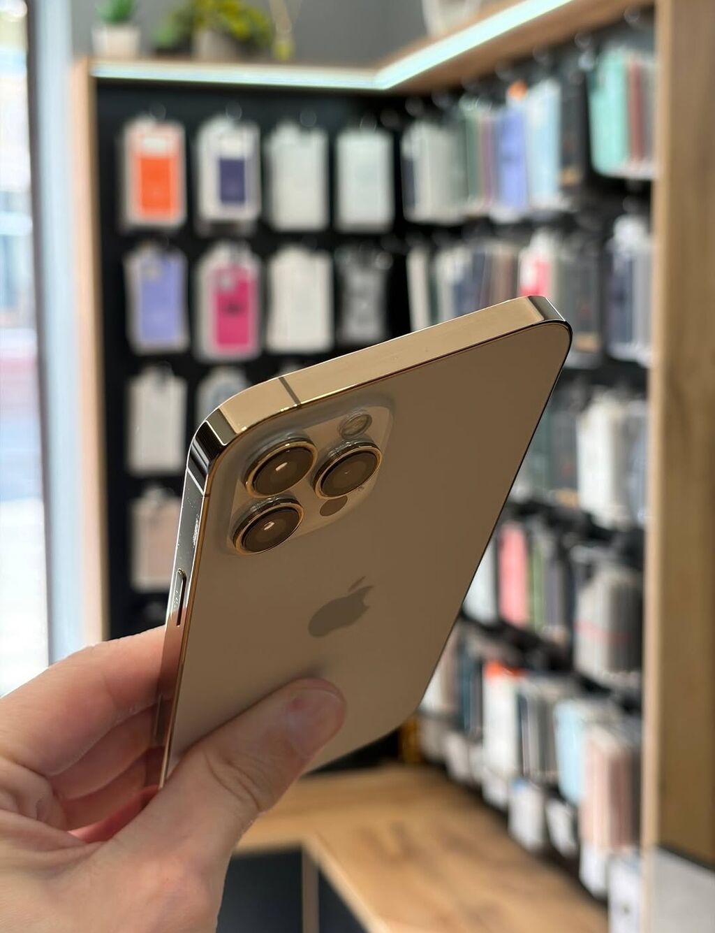 IPhone 12 Pro Max, 128 GB, Qızılı, Zəmanət, Simsiz şarj, Face ID — Apple iPhone, Digah (4)
