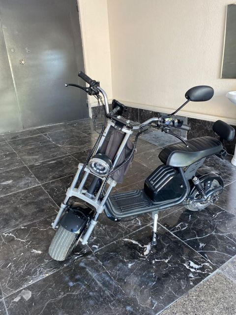 Elektrik skuter – citycoco tipli fat-tired kruizer - Güclü elektrik — Motosikletlər və mopedlər