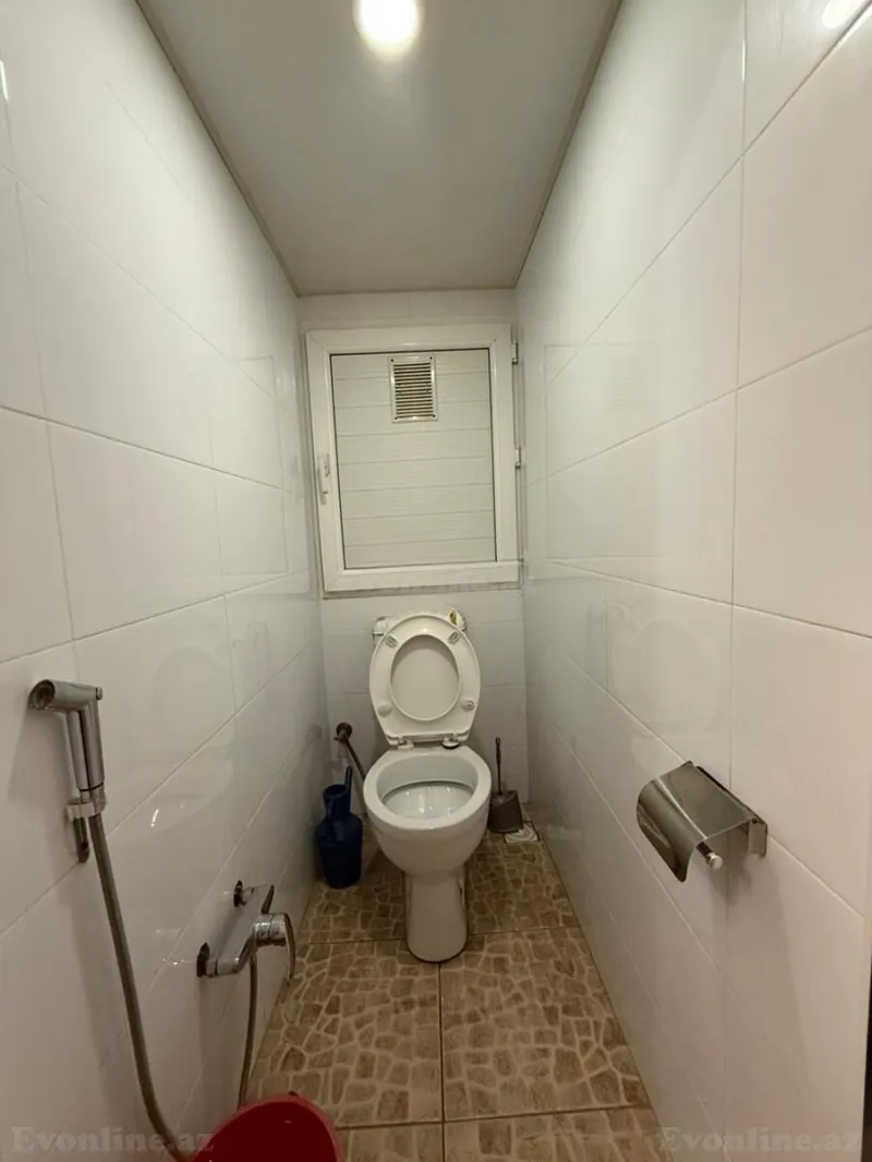 Satılır 3 otaqlı Mənzil Köhnə tikili 80 m² Bakı, Xətai r., Həzi Aslanov m., Həzi Aslanov — Mənzil, Bakı (8)
