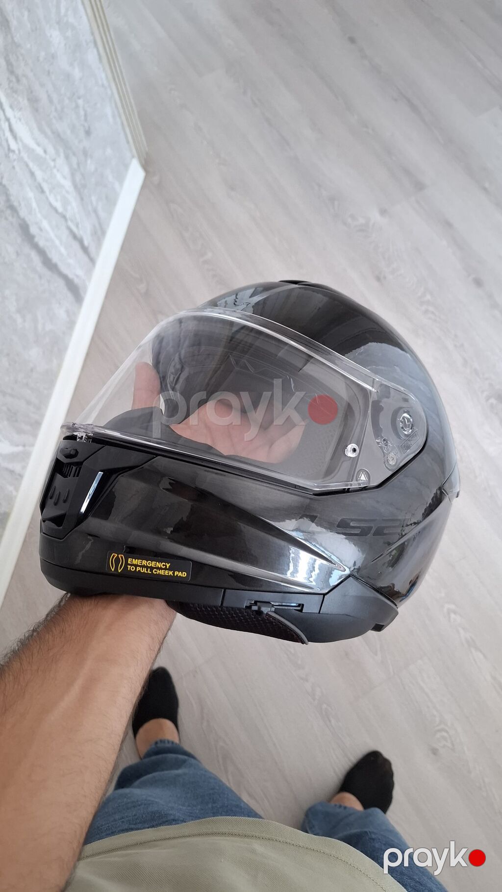 Strom 2 kaski tezedi umuyetce islenmeyib grantmotodan 330azne alinib — Motosiklet geyimi, Digah (3)