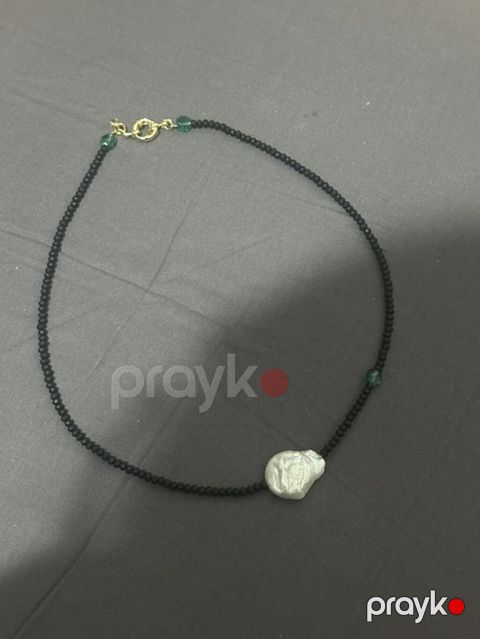 Qara muncuq boyunbağı – təbii düyünsüz barok işıltılı mirvari detalli — Bakı