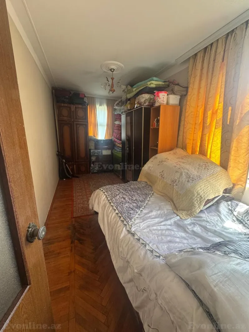 Satılır 3 otaqlı Mənzil Köhnə tikili 55 m² Bakı, Yasamal r., İnşaatçılar m — Mənzil, Bakı (7)