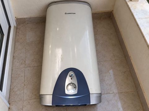 Ariston 100 lt ela veziyyetde Qiymet 110 azn Unvan Sibriz — Dekor və interyer — Digər