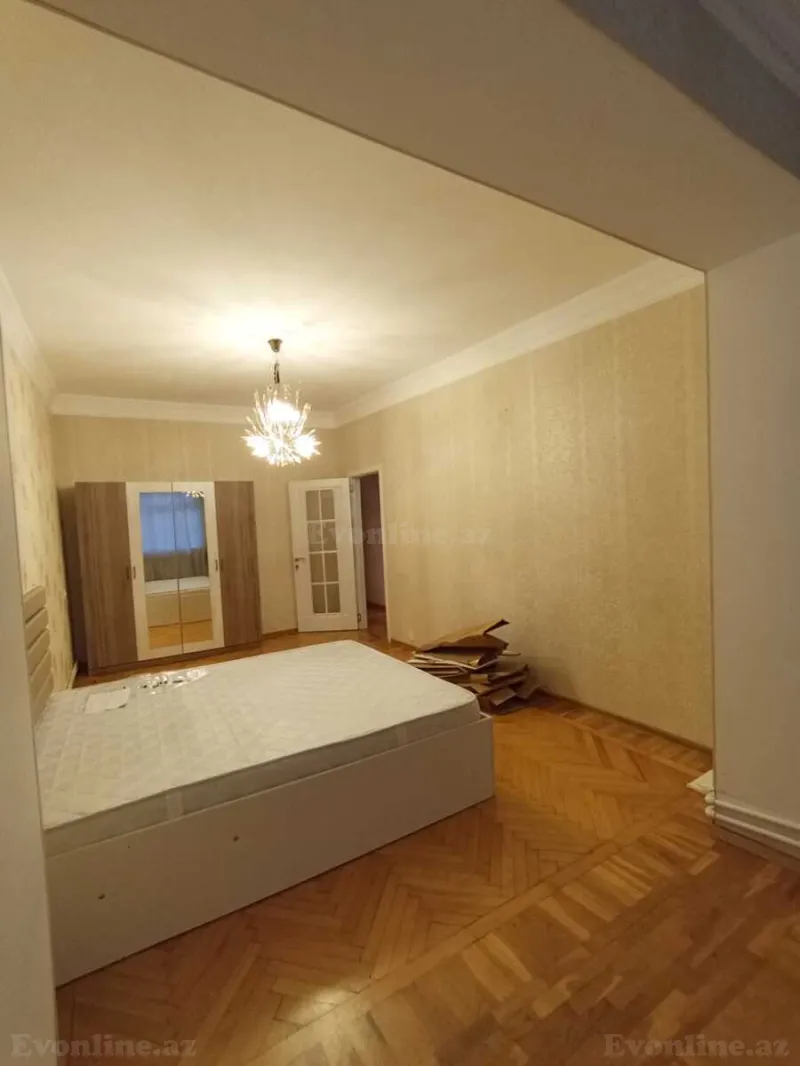 Kirayə verilir 3 otaqlı Mənzil Köhnə tikili 100 m² Bakı, Yasamal r., 8 Noyabr m — Mənzil, Bakı (6)