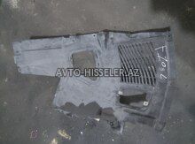 BMW F10 qabaq qanadaltı (padkrelnik) -avto-hisseler.az — Bakı