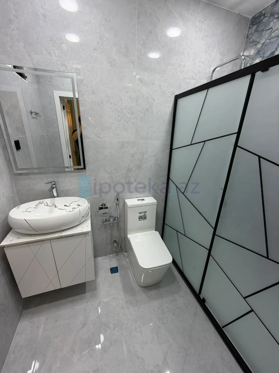 Satılır: 4 Otaq, Bağlar, Xəzər r., Şüvəlan q., 145.00 m² — Torpaq (11)