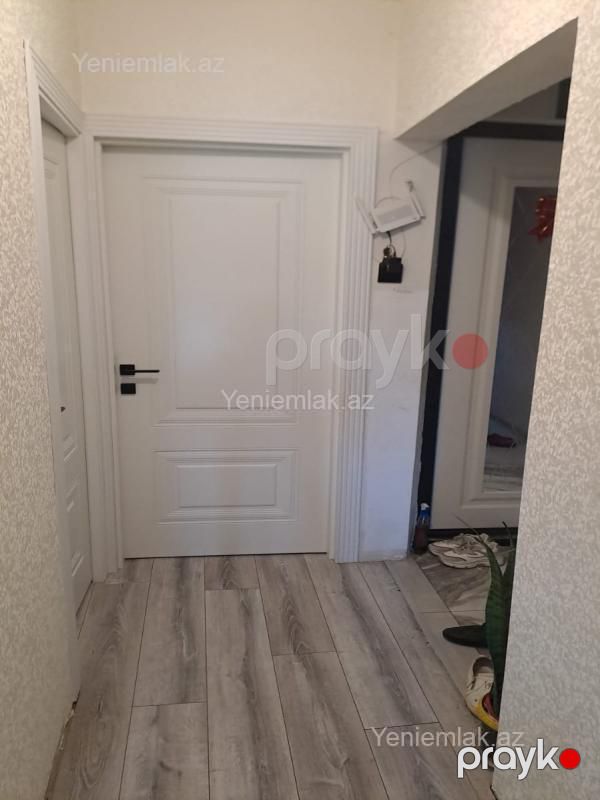 Satılır 3 otaqlı Bina evi menzil (Köhnə tikili), 50 m², 13-cü mikrorayon — Mənzil, Sumqayıt (2)