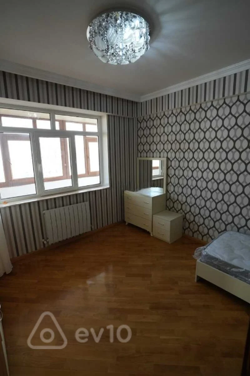 4 otaqlı mənzil, 178 m², Mirmahmud Kazımoviski küçəsi — kirayə — Mənzil, Bakı (4)