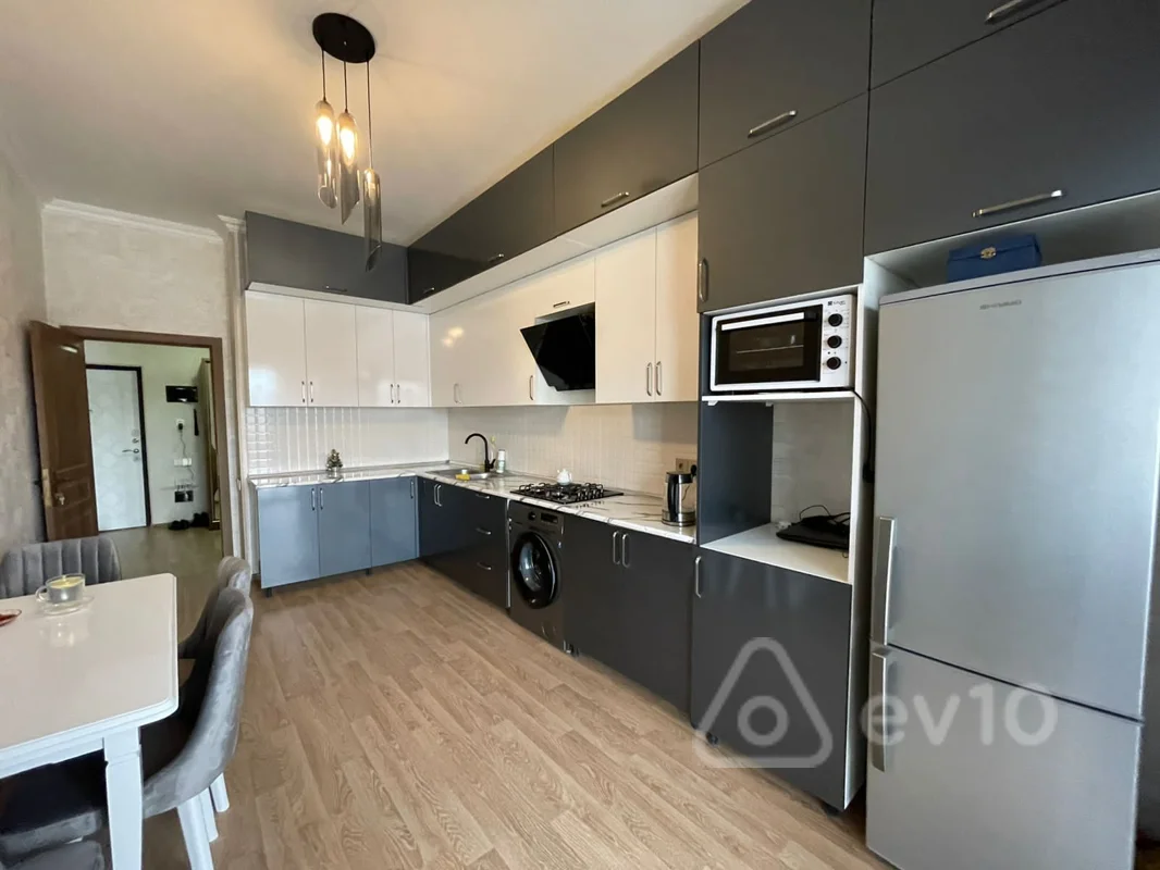 3 otaqlı mənzil, 120 m², Təbriz küçəsi — kirayə — Mənzil, Bakı (5)