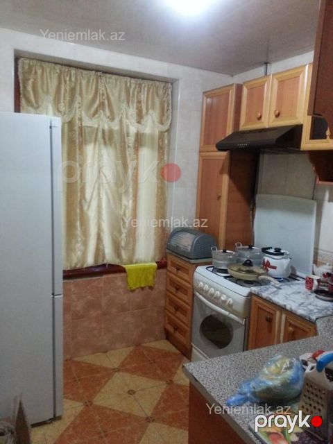 Kirayə 4 otaqlı Bina evi menzil (Köhnə tikili), 100 m², 5-ci mikrorayon — Sumqayıt