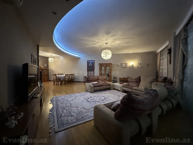 Kirayə verilir 4 otaqlı Mənzil Yeni tikili 230 m² Bakı, Səbail r., 28 May m — Mənzil, Bakı (6)