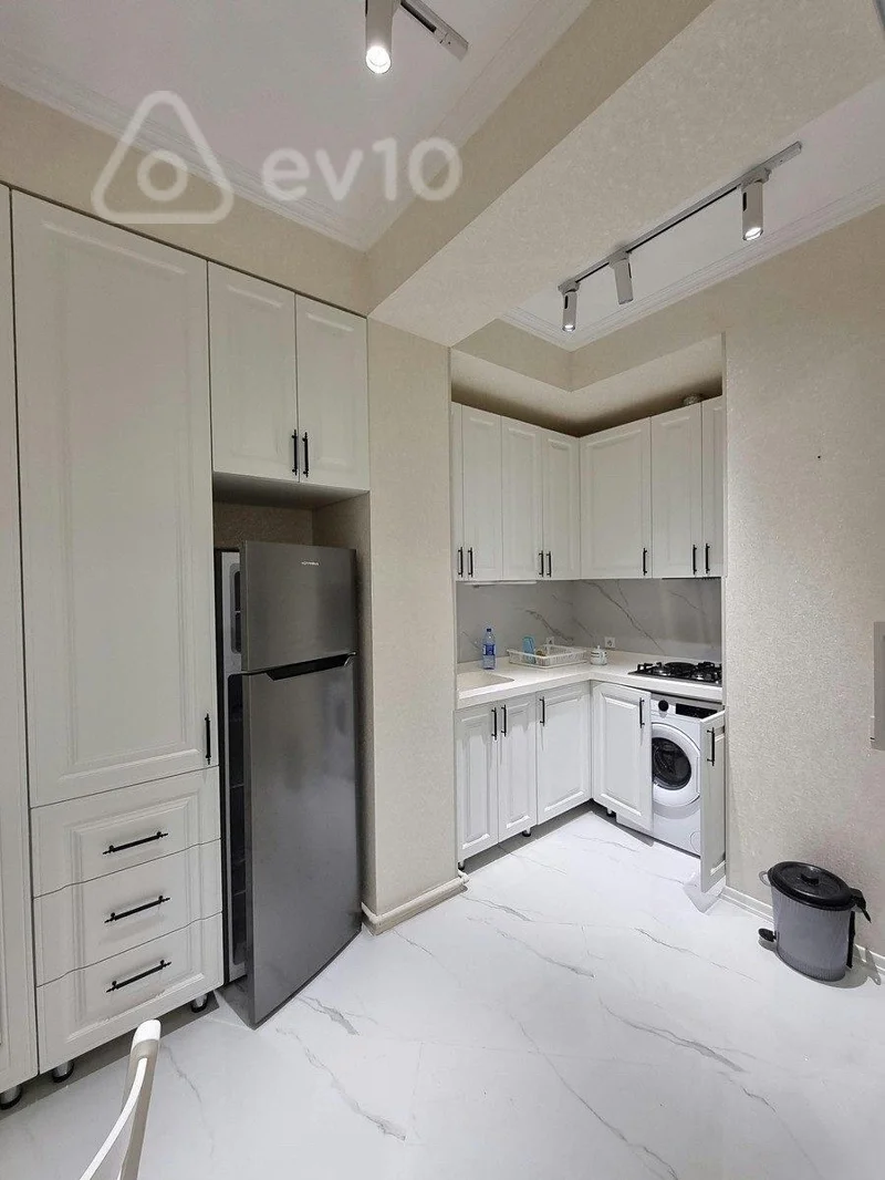 2 otaqlı mənzil, 70 m², Təbriz küç — kirayə — Mənzil, Bakı (5)