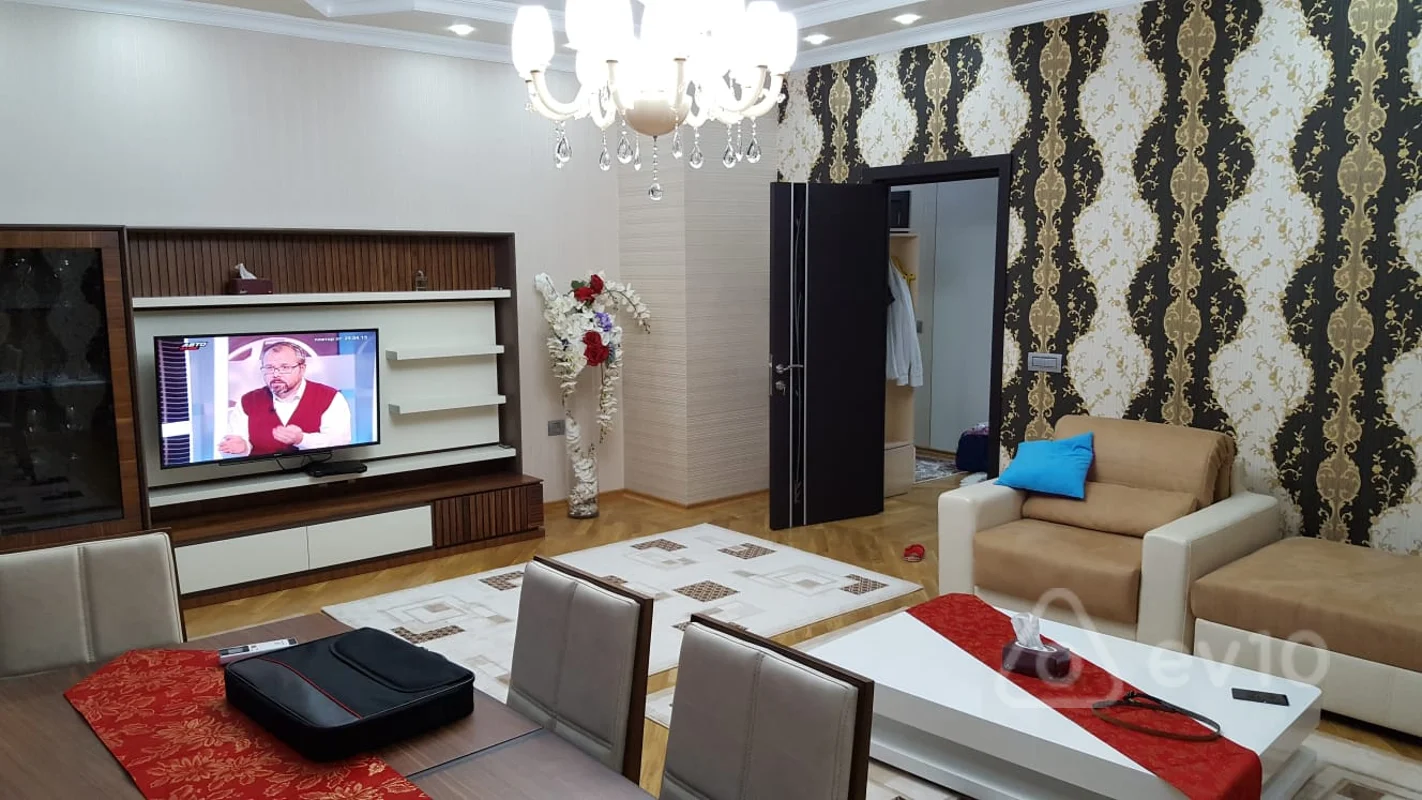 2 otaqlı mənzil, 100 m², Həsən Salmani küçəsi — kirayə — Mənzil, Bakı (5)