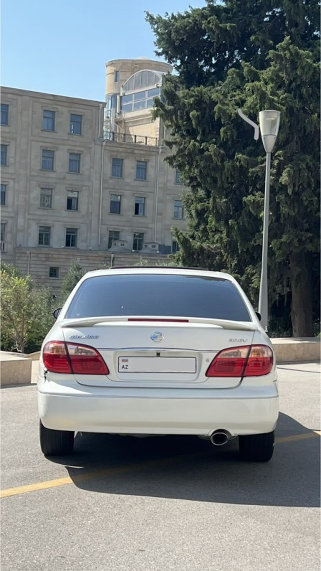 Nissan Maxima QX sedan – ağ rəng, 4 qapı, qabaqdan ötürücülü. Əsas — Avtomobillər, Bakı (3)