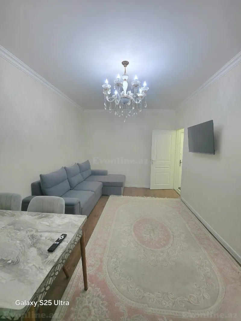 Satılır 2 otaqlı Mənzil Köhnə tikili 45 m² Bakı, Nəsimi r., 20 Yanvar m., 3-cü mikrorayon — Bakı