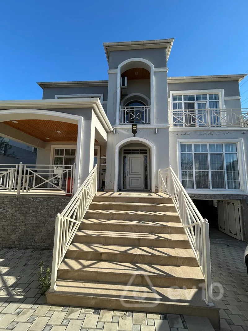 6 otaqlı həyət evi, 300 m², Ali Memmedov 19A — Bakı