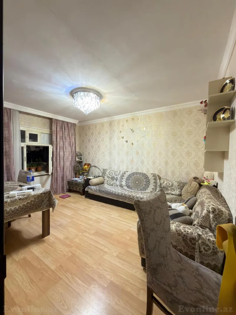 Satılır 3 otaqlı Mənzil Köhnə tikili 70 m² Sumqayıt — Xəzər