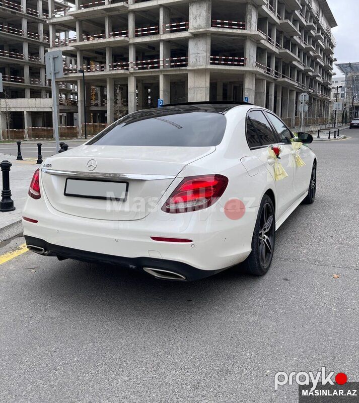 Mercedes E class, 2019 il — Minik avtomobili icarəsi, Bakı (4)