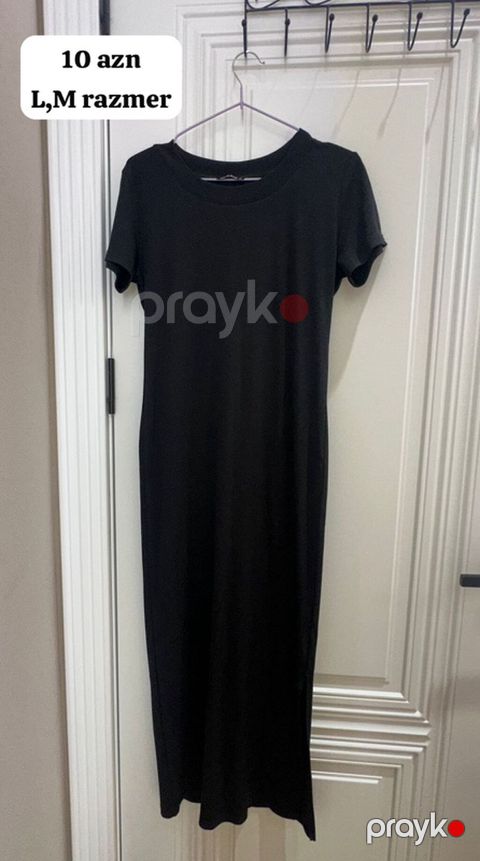 Qara rəngli uzun T-shirt don - Model: sadə, düz kəsim, dizdən aşağı — Masazır