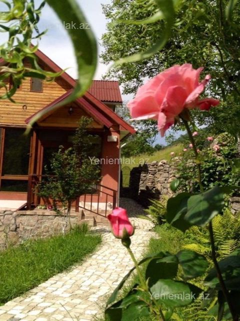 Günlük 3 otaqlı Həyət evi / Villa, 80 m², Quba — Asim
