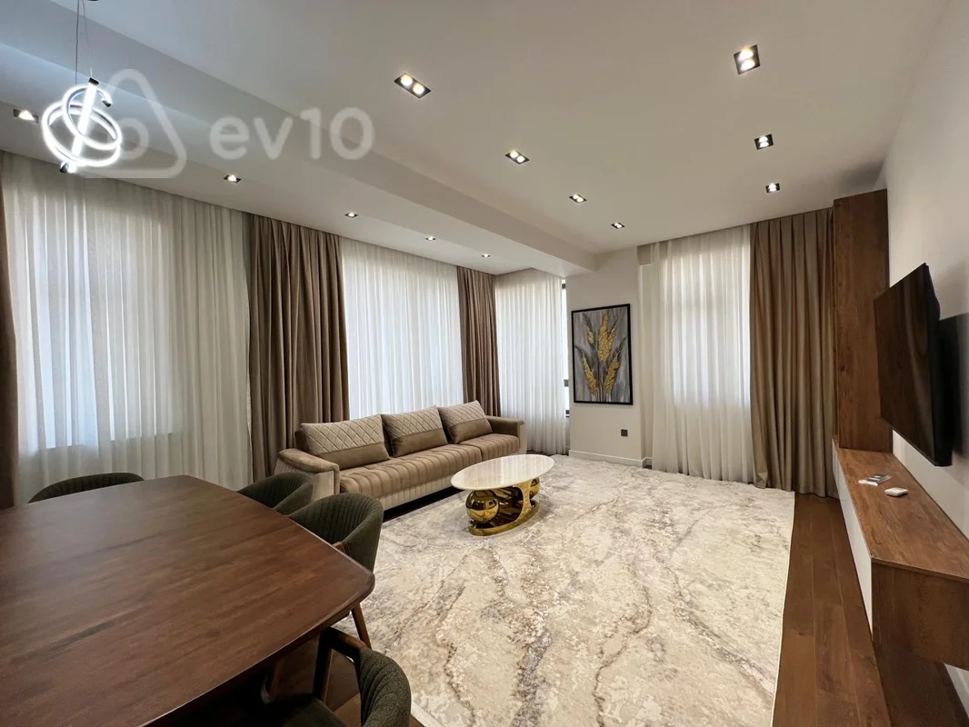 4 otaqlı mənzil, 174 m², Nəsib bəy Yusifbəyli, Tibb Universiteti — Bakı