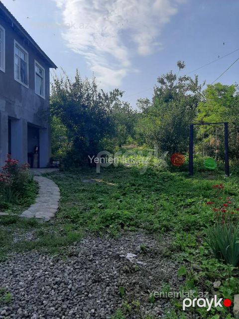 Günlük 3 otaqlı Həyət evi / Villa, 100 m², Quba — Quba