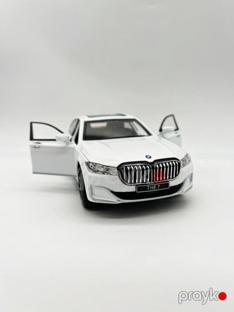Maşın BMW 760Li, metal, ağ — Bakı