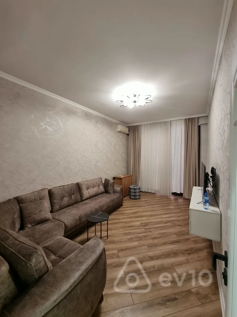 2 otaqlı mənzil, 70 m², Təbriz küç — kirayə — Bakı