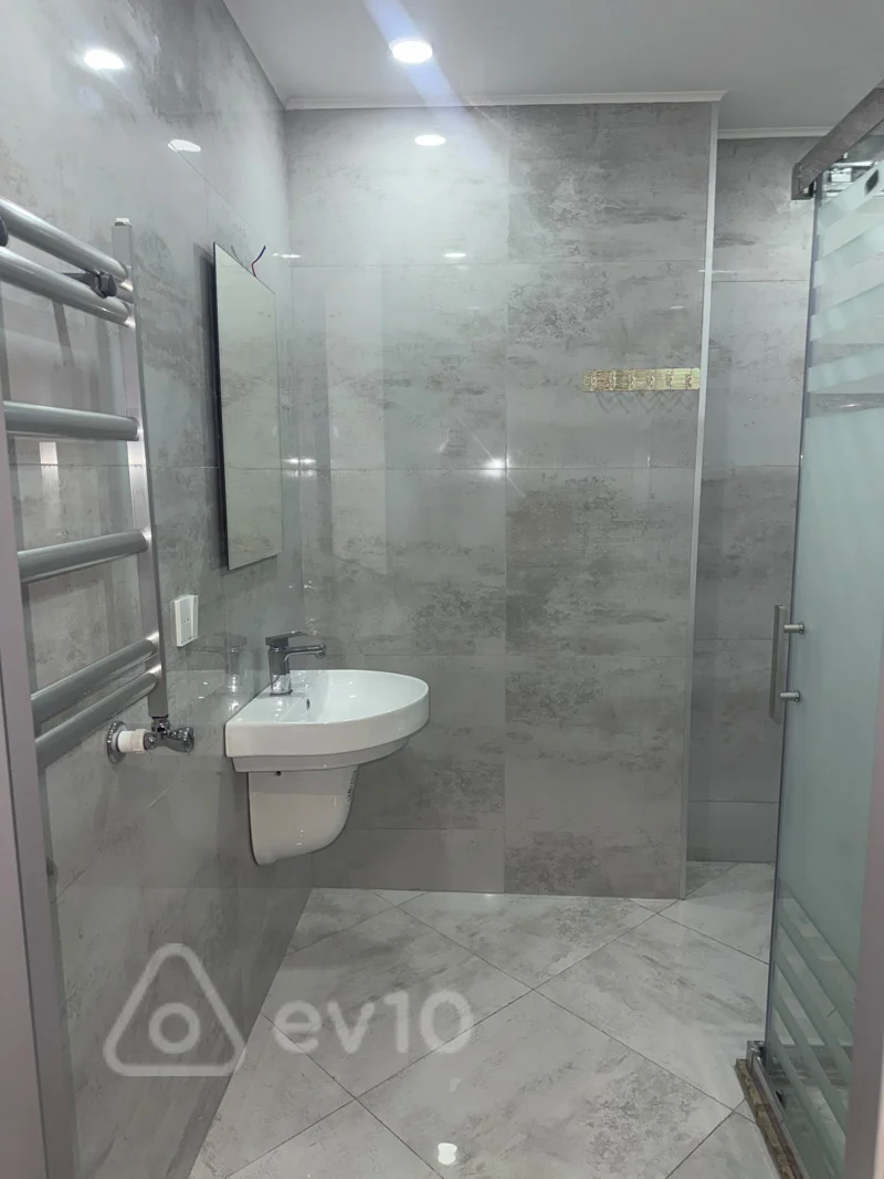 2 otaqlı mənzil, 70 m², Cəfər Xəndan küçəsi — kirayə — Mənzil, Bakı (11)