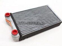 Volkswagen Passat 2001-2005 Peçin radiatoru 8E1820031 — Bakı