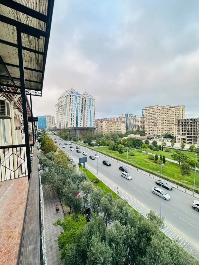 Kirayə verilir 3 otaqlı Mənzil Yeni tikili 100 m² Bakı, Yasamal r., Elmlər Akademiyası m — Mənzil, Bakı (3)