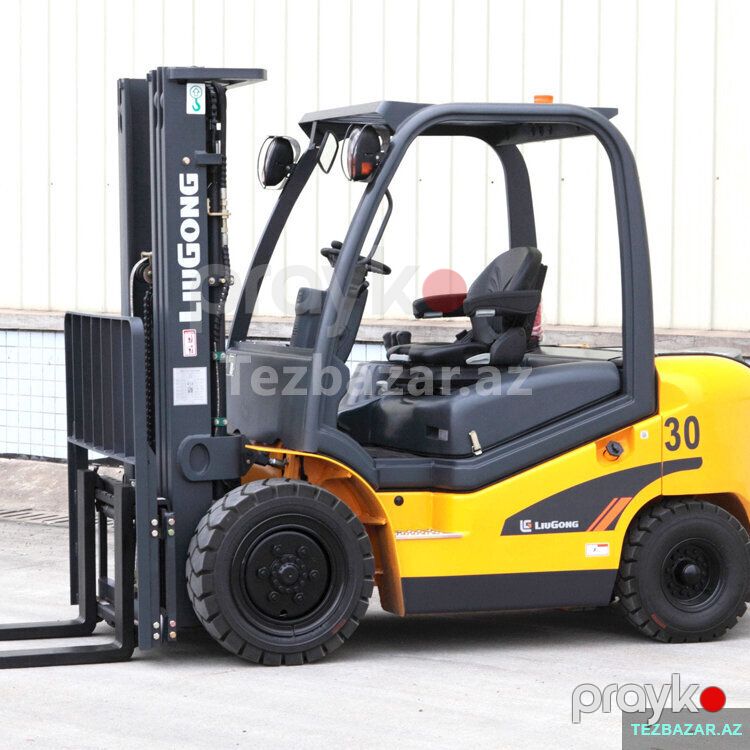 Forklift (Çəngəlli yükləyici) — Forkliftlər, Bakı (2)