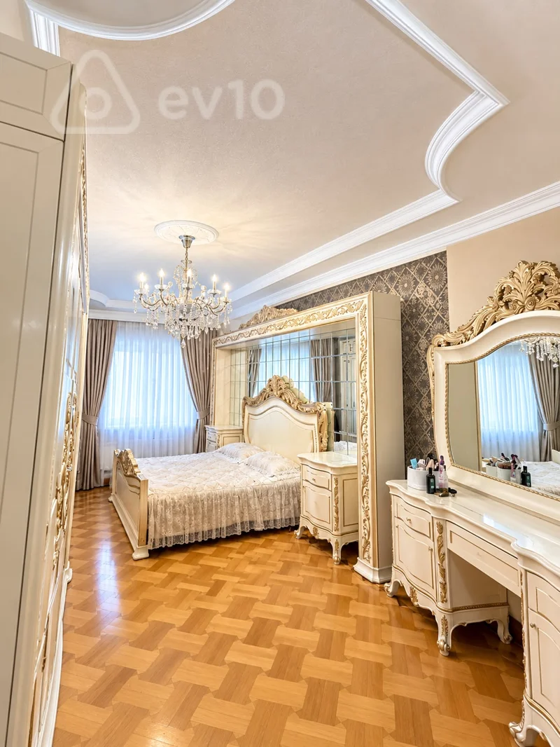 4 otaqlı mənzil, 192 m², Bakı, Izzet Hemıdov — Mənzil, Bakı (4)