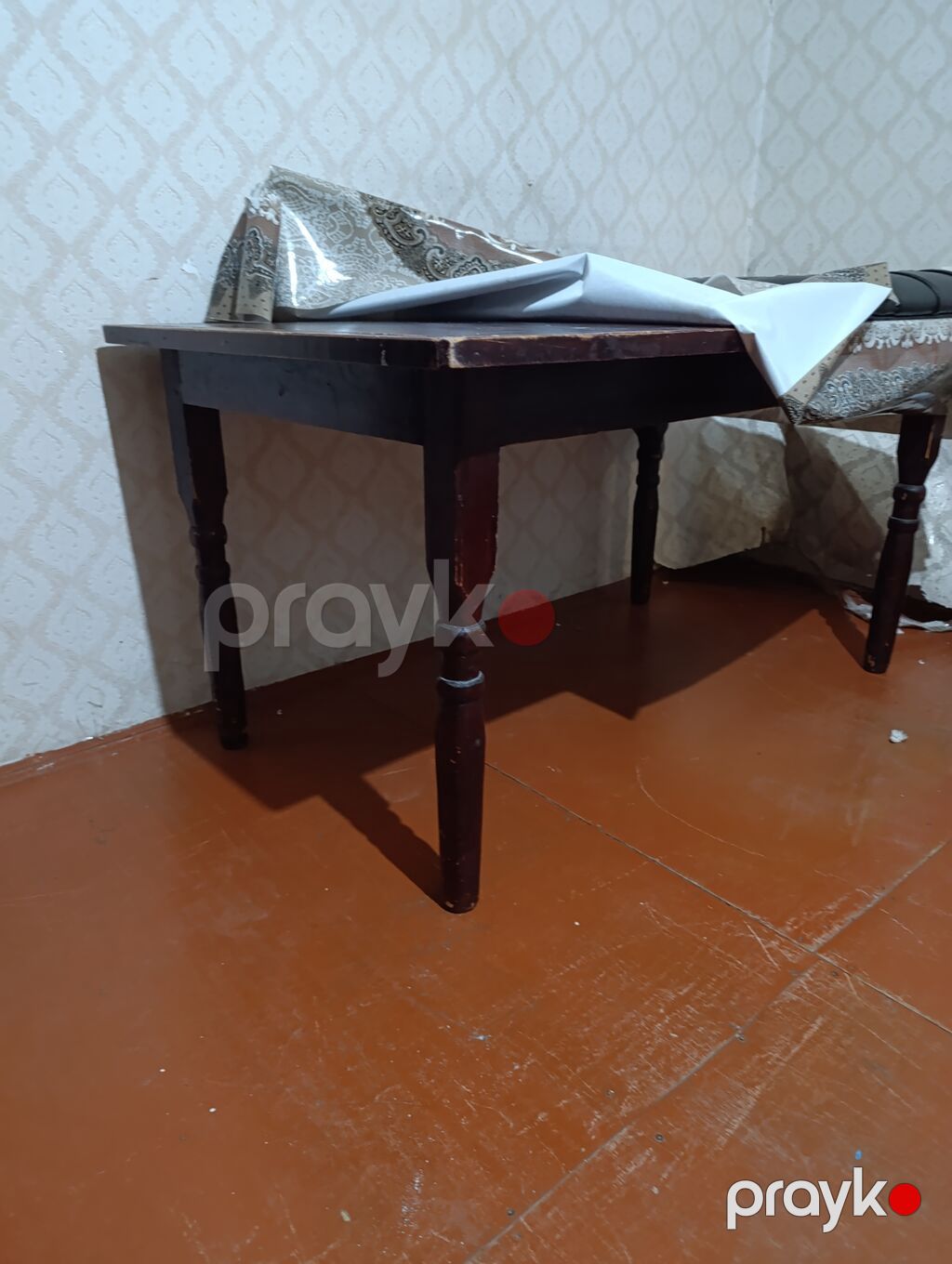 Qoz ağacından düzəldilmiş möhkəm yemək masası ölçüsü 160x100 — Masalar, Bakı (2)