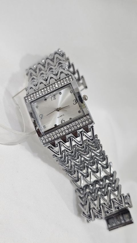 Qadın qol saatı h61 Silver — Bakı