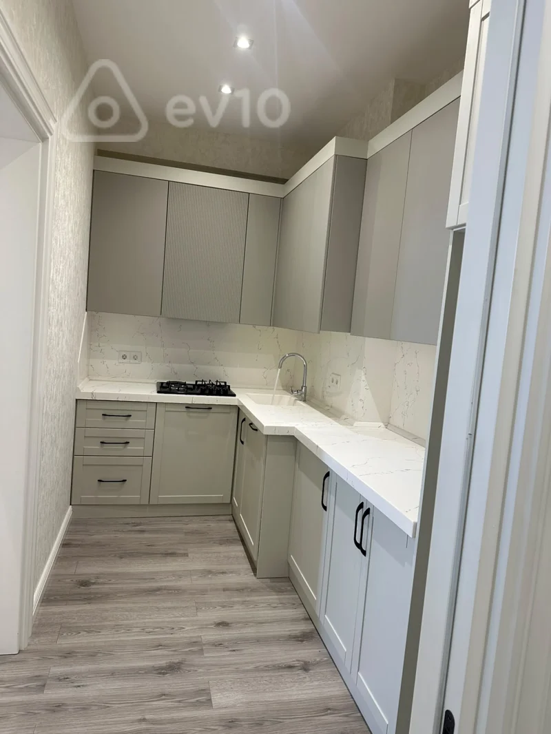 3 otaqlı mənzil, 110 m², Heydər Əliyev pr — kirayə — Mənzil, Bakı (8)