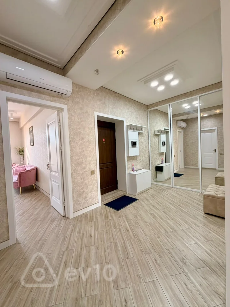 2 otaqlı mənzil, 100 m², Mərkəzi bulvar küç — kirayə — Mənzil, Bakı (12)