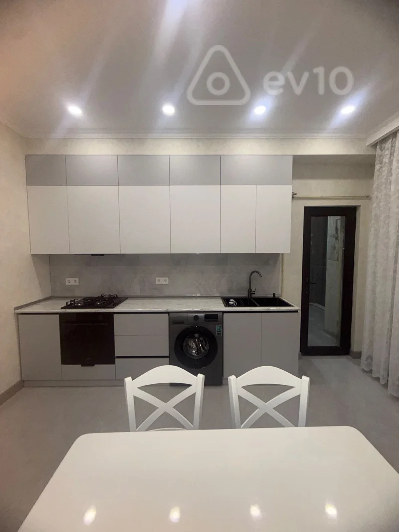 2 otaqlı mənzil, 70 m², Cəfər Xəndan küçəsi — kirayə — Mənzil, Bakı (8)
