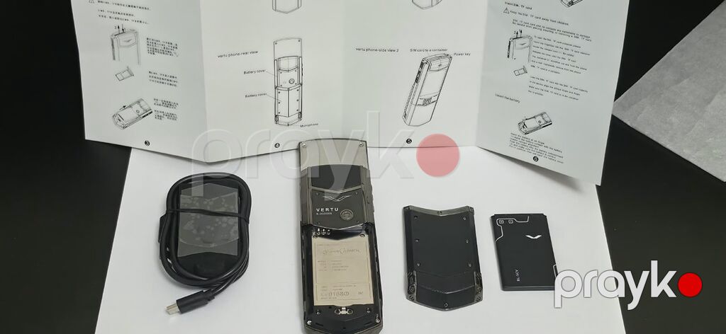 Vertu Düyməli — Vertu, Bakı (5)