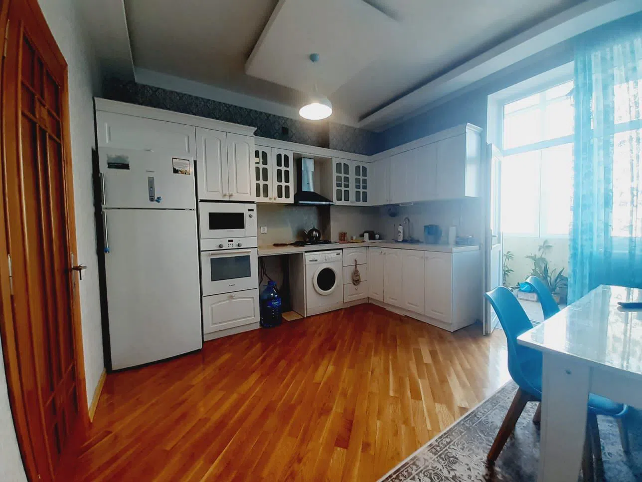 3 otaqlı mənzil 135 m² kirayə verilir — Mənzil, Bakı (9)