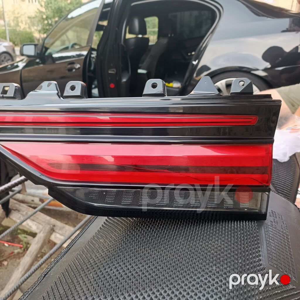 Lexus LX 600 arxa stopu zavod ustunen cixmadi idyal iwleydi sag arxa — Avtomobil işığı, Bakı (6)