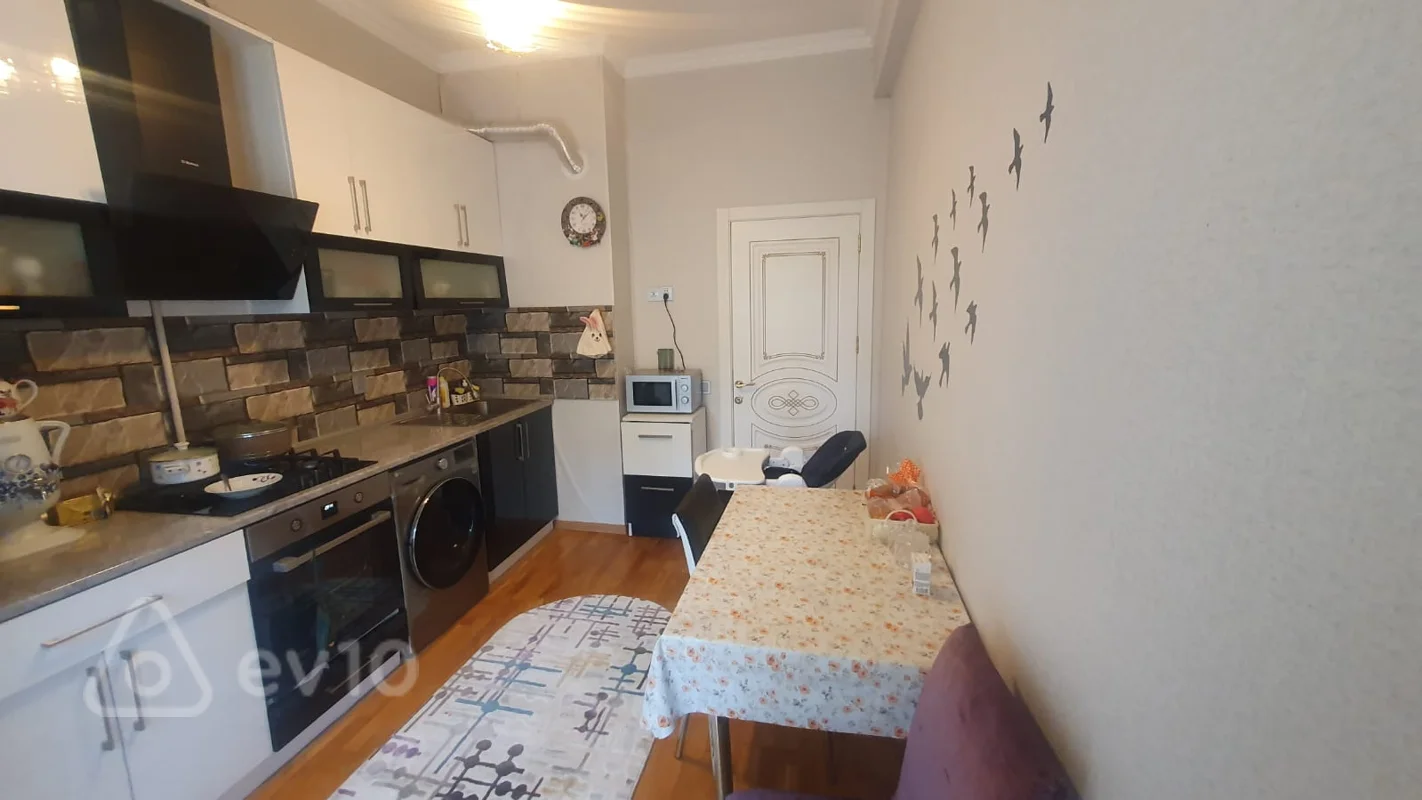 2 otaqlı mənzil, 70 m², Özbəkistan küç. 9 — kirayə — Mənzil, Bakı (7)